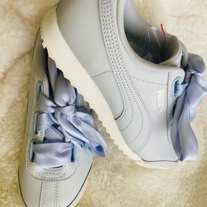 Puma Roma light blue size 6